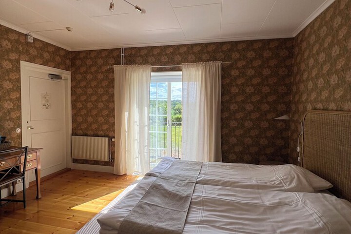 Room 13 of 43