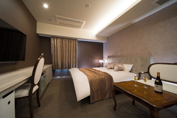 Room 43 of 71