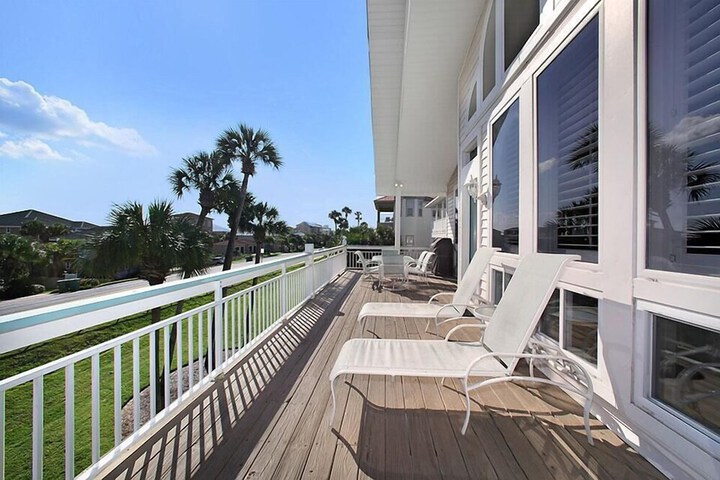 Terrace/Patio 13 of 21