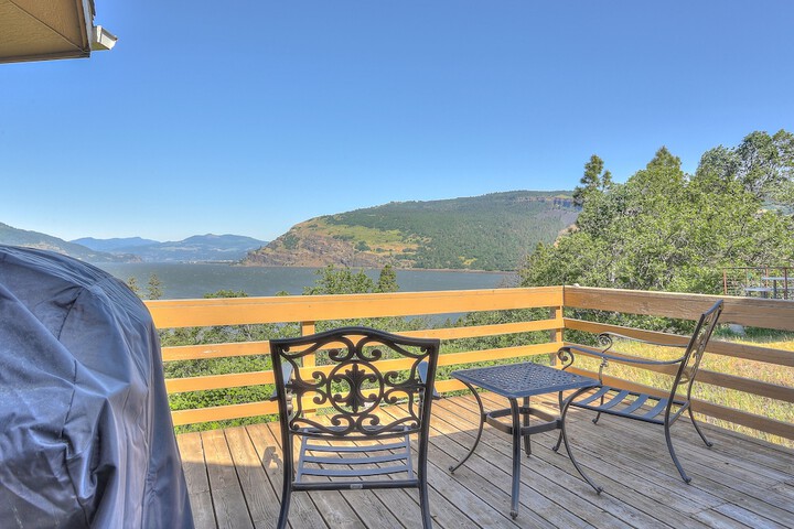 Property Grounds 25 of 30