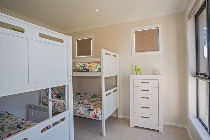 Room 3 of 18