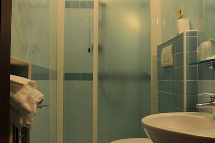 Bath Interior