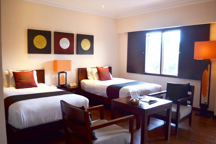 Room 8 of 108