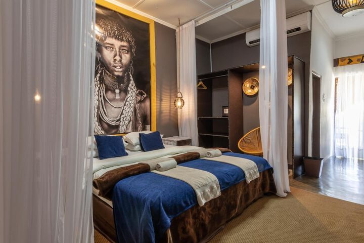 Room 17 of 47