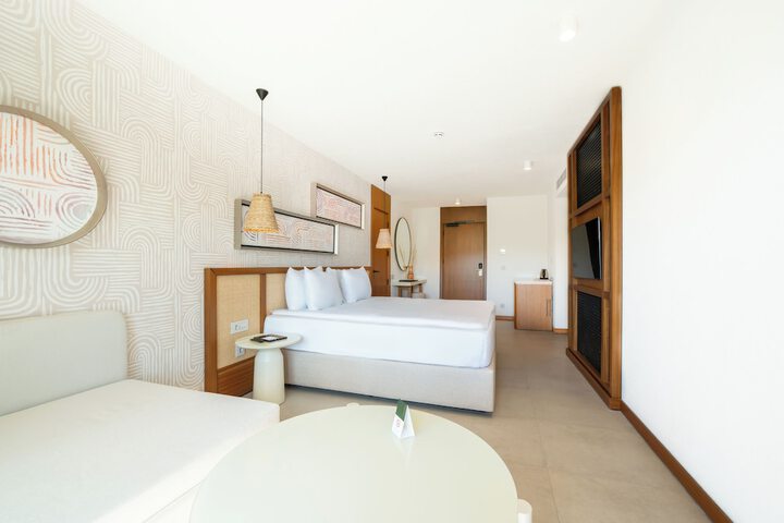 Room 16 of 164