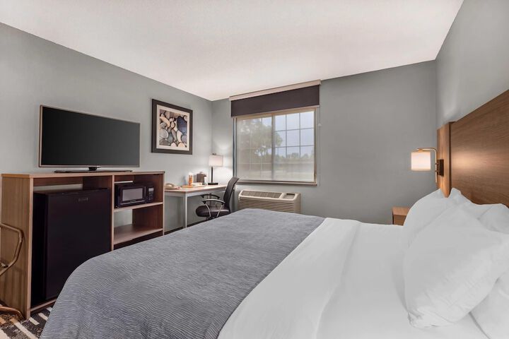 Room 18 of 34