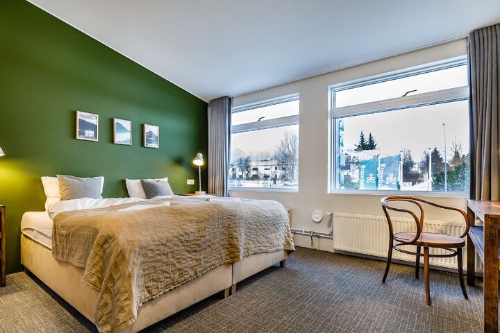 Room 18 of 29