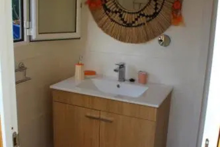 Room 10 of 22