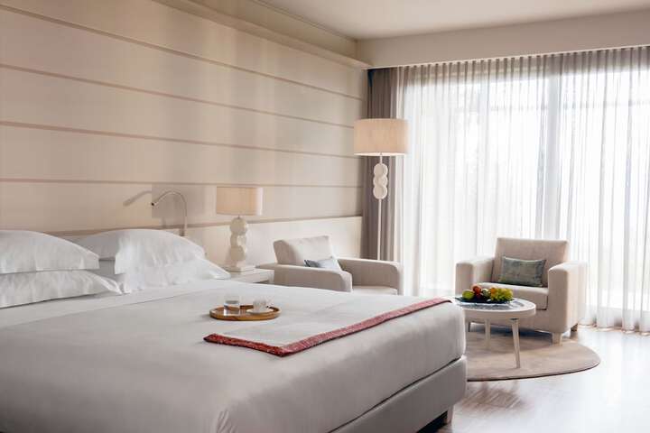 Room 8 of 47
