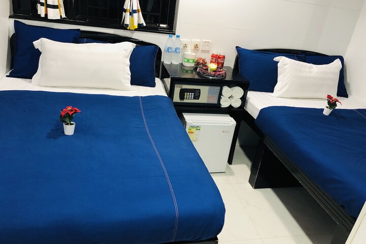 Room 28 of 45