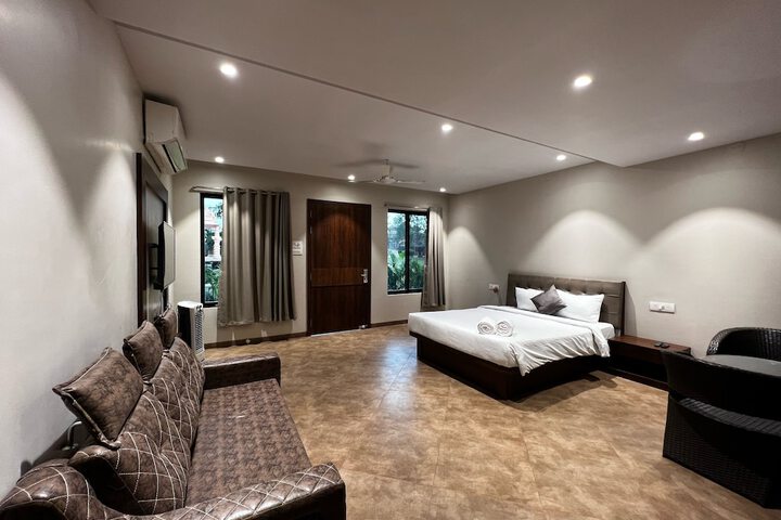 Room 10 of 62