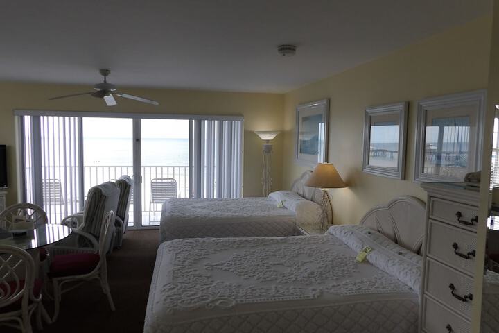 Room 11 of 229