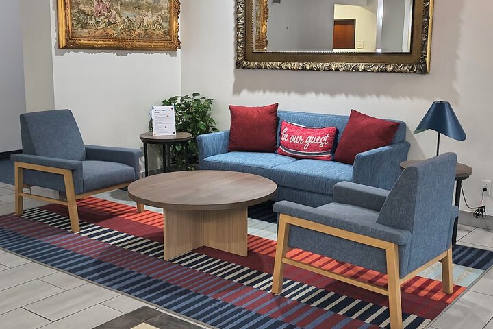 Guest Lobby