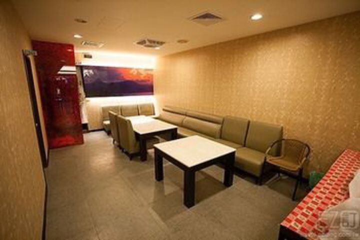 Hotel Interior 25 of 27