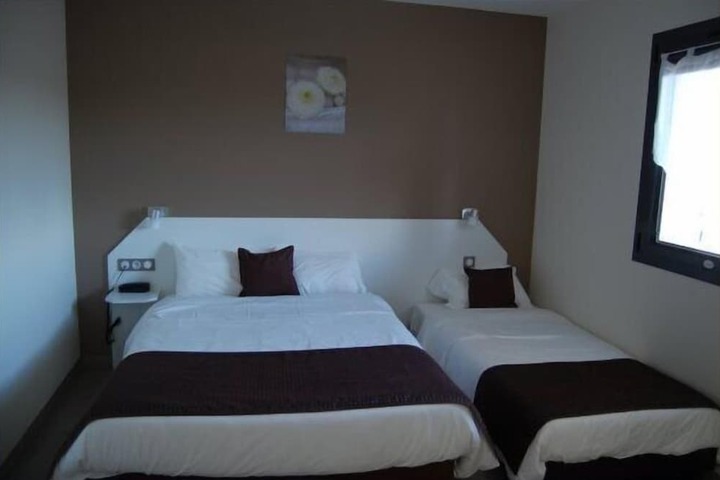 Room 10 of 61