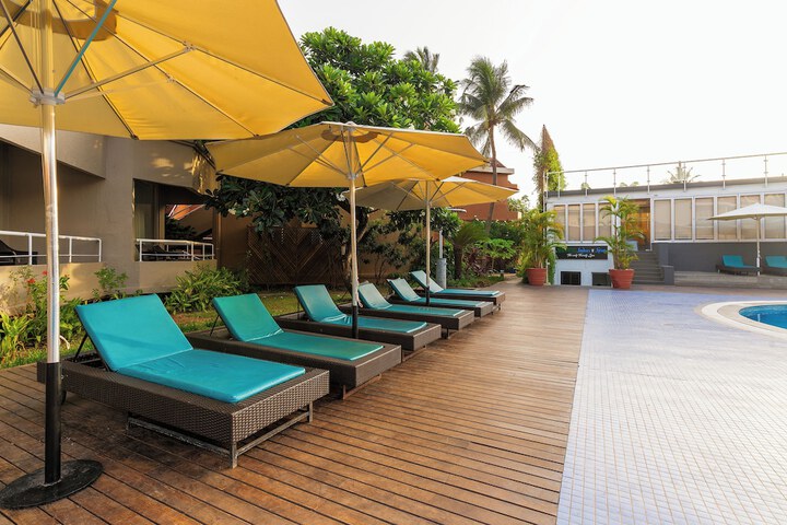 Sundeck 99 of 103