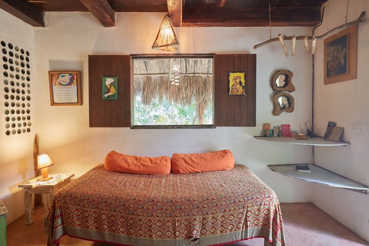 Room 26 of 53