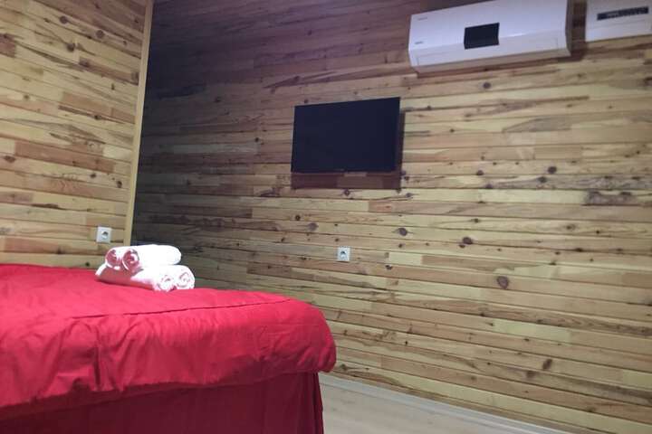 Room 9 of 23