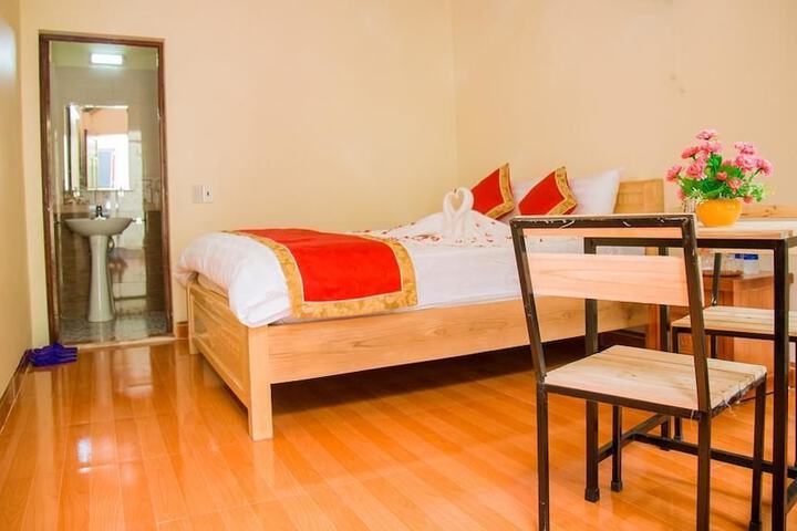 Room 7 of 22