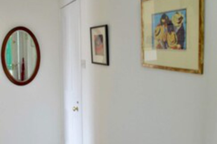 Room 28 of 32