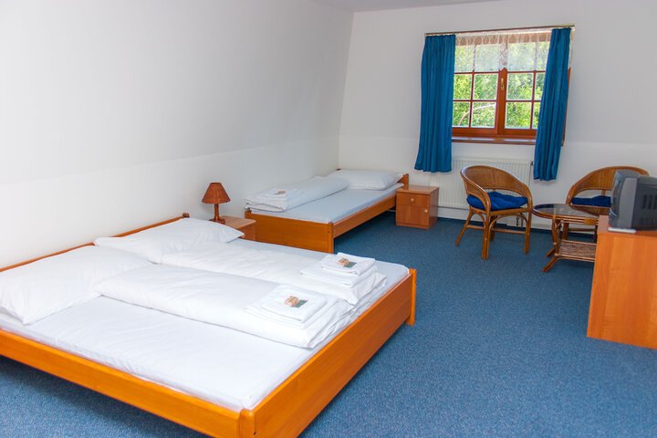 Room 3 of 36