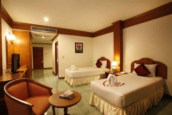 Room 19 of 46