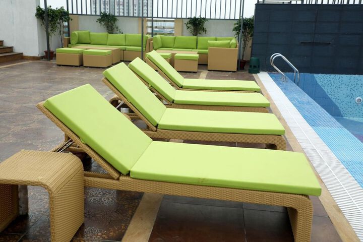 Pool 18 of 29