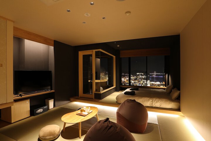 Room 13 of 68