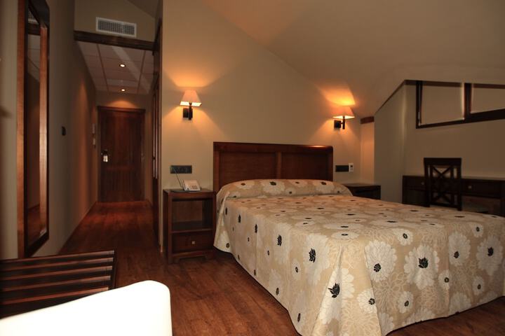 Room 6 of 55