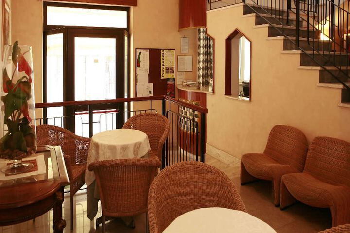 Guest Lobby