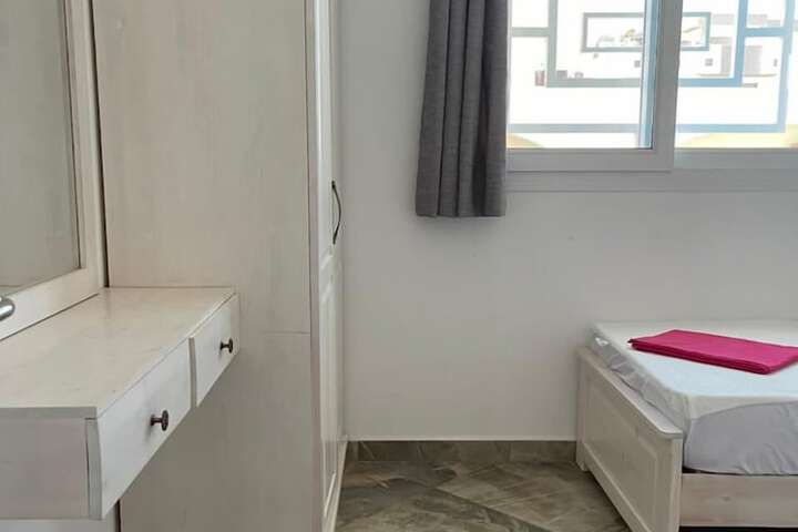 Room 30 of 108