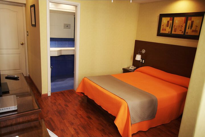 Room 65 of 110