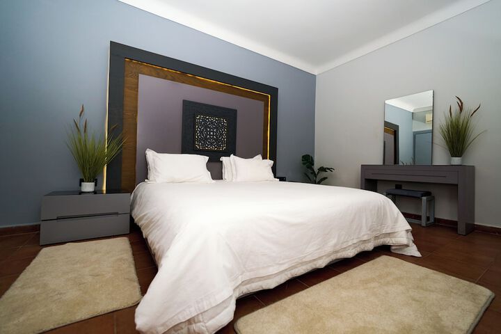 Room 8 of 22