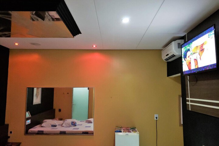 Room 18 of 58