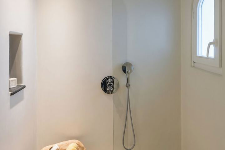 Room 113 of 158