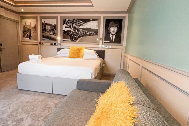 Room 26 of 54