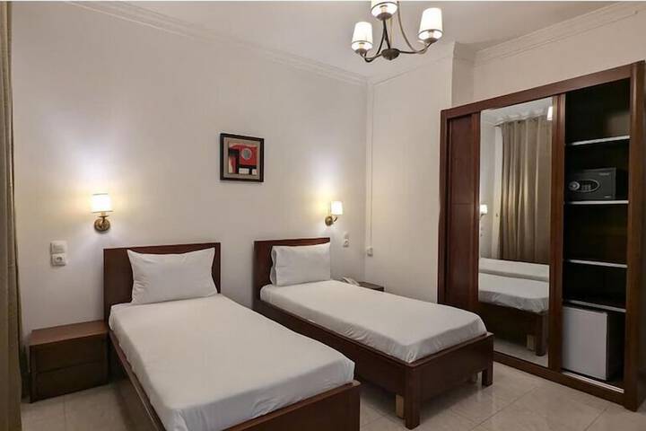Room 20 of 31