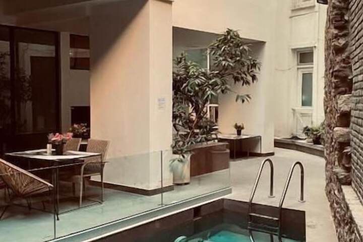 Hotel 61 of 62