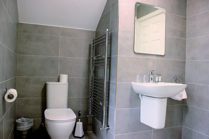 Room 145 of 219