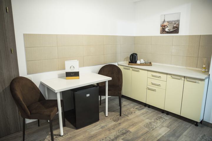 Room 46 of 81