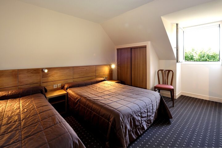 Room 5 of 38