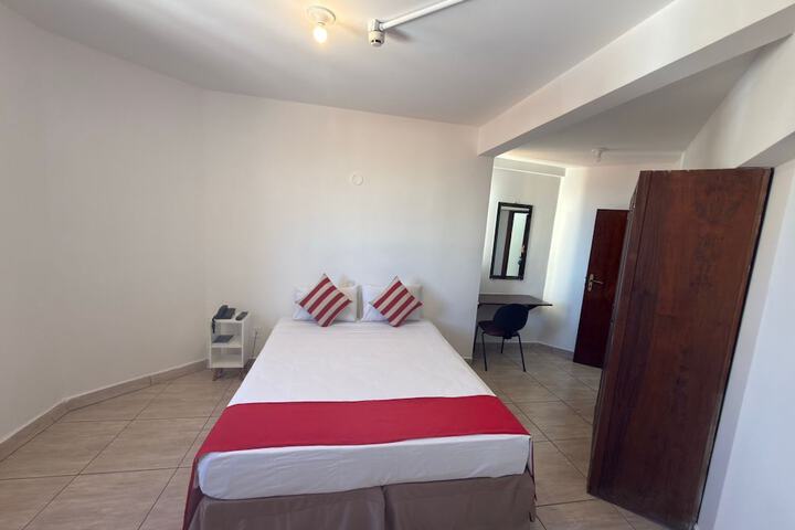Room 5 of 20