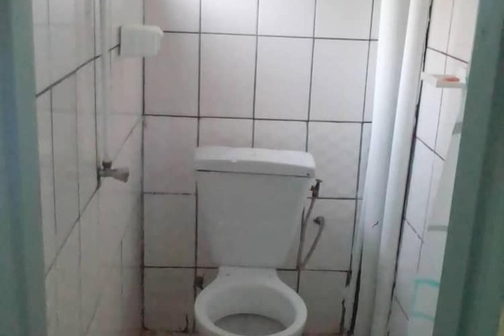 Room 9 of 14