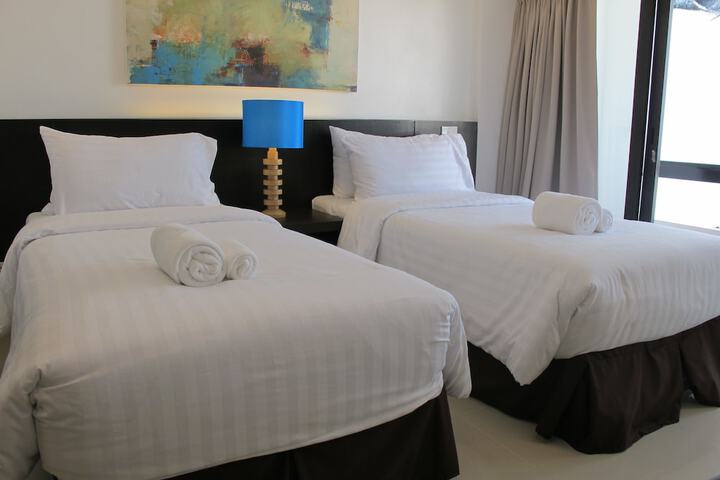 Room 10 of 45