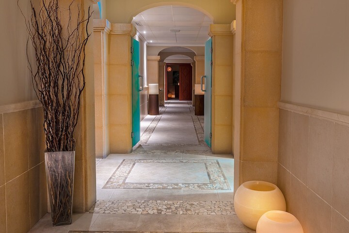 Hotel Interior 49 of 99