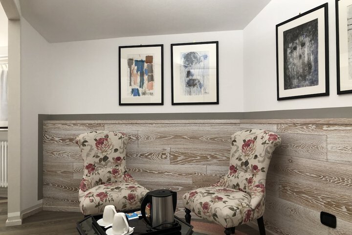 Room 47 of 132