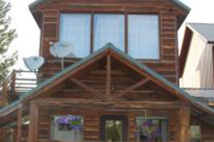 Hotel 4 of 69