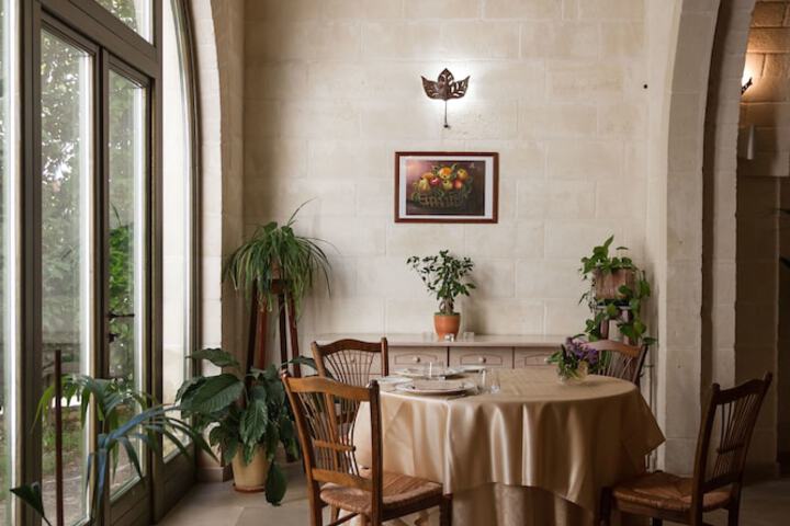 Dining Photos