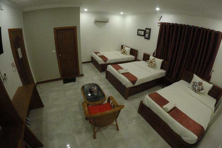 Room 29 of 40