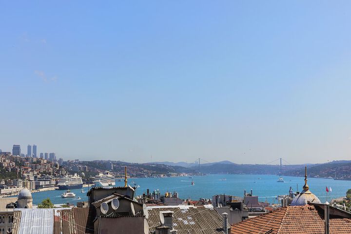 Hotel View 124 of 128
